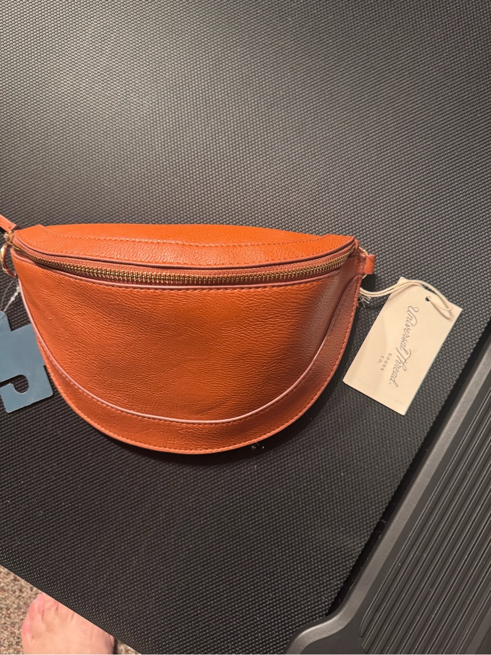 Universal thread pouch Cognac Leather Crescent Belt Bag no strap
